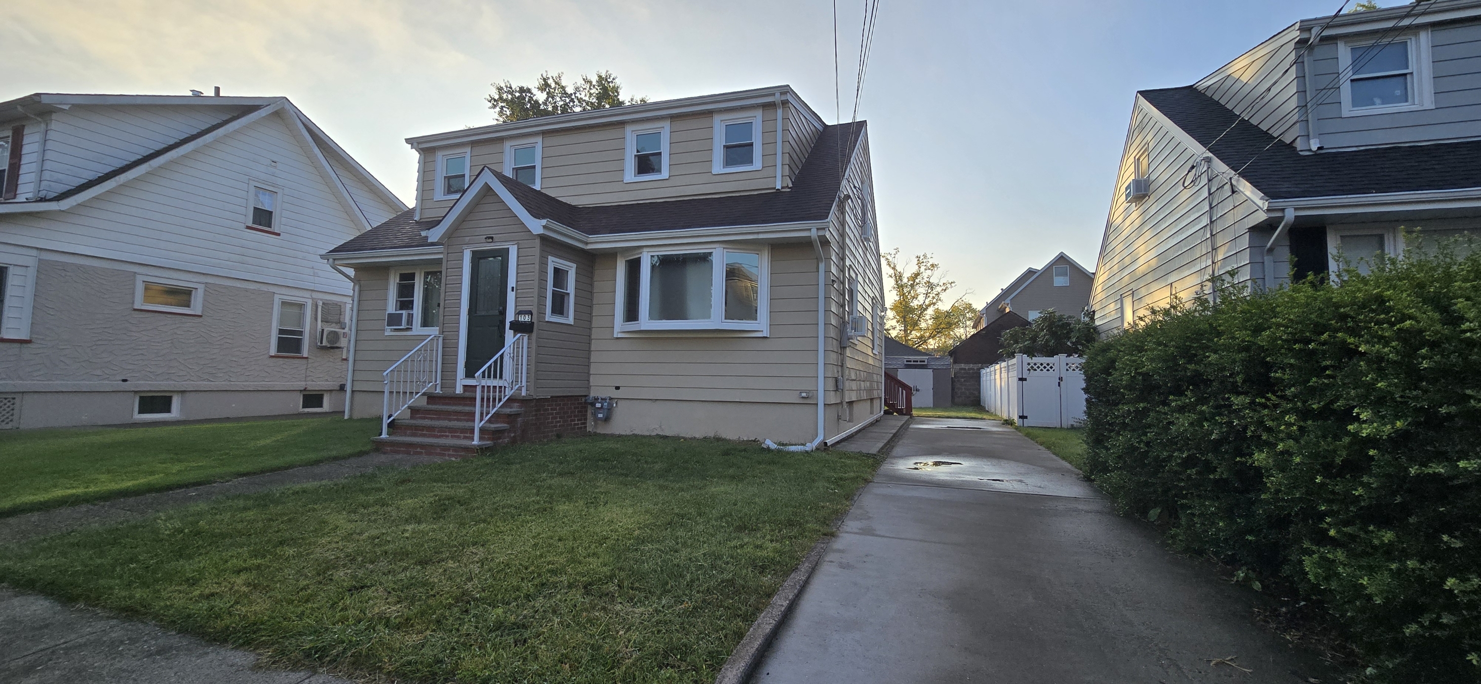Property main image